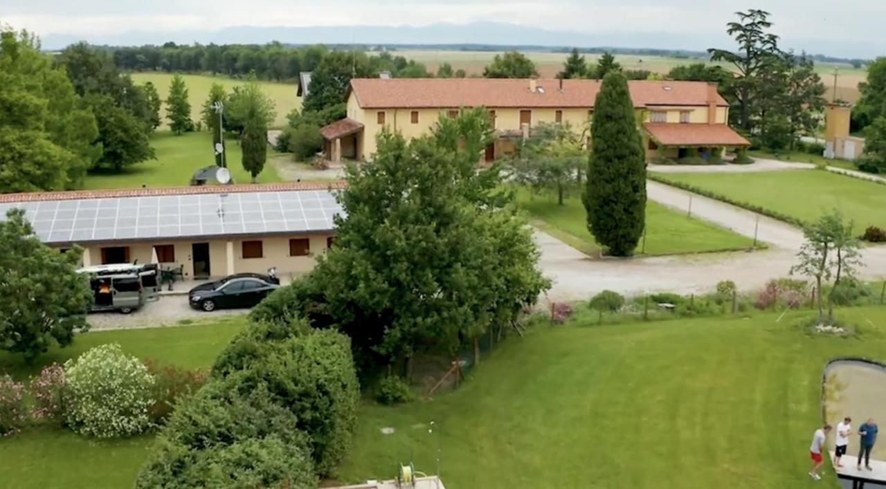 Agriturismo Tenuta Regina - Glamping Luxury Lodges And Apartments Palazzolo dello Stella Exterior photo