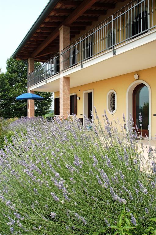 Agriturismo Tenuta Regina - Glamping Luxury Lodges And Apartments Palazzolo dello Stella Exterior photo