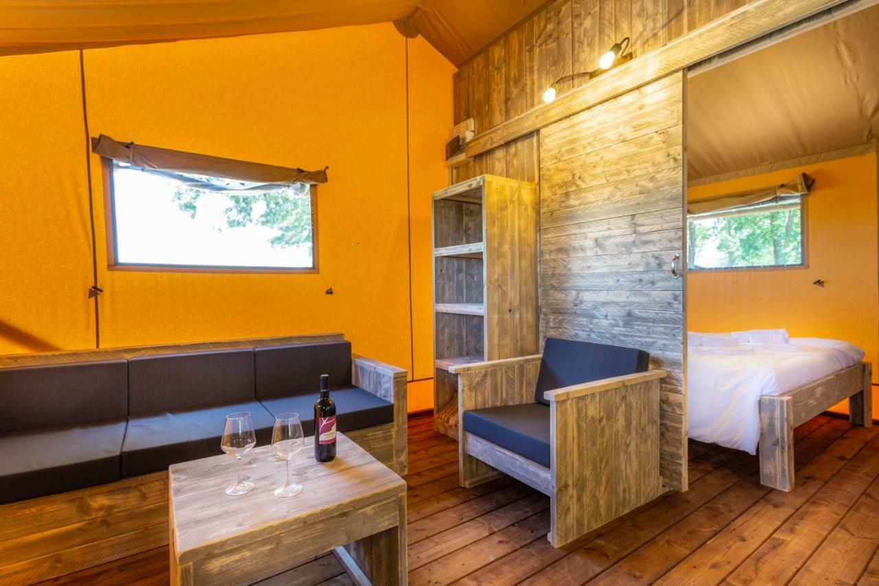 Agriturismo Tenuta Regina - Glamping Luxury Lodges And Apartments Palazzolo dello Stella Exterior photo