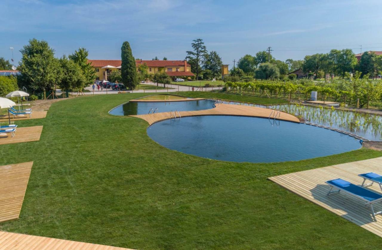 Agriturismo Tenuta Regina - Glamping Luxury Lodges And Apartments Palazzolo dello Stella Exterior photo