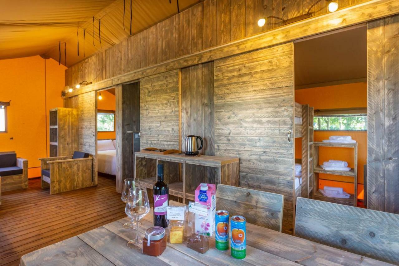 Agriturismo Tenuta Regina - Glamping Luxury Lodges And Apartments Palazzolo dello Stella Exterior photo